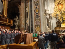Basilica di S.Pietro, animazione della Messa celebrata dal card. Comastri
